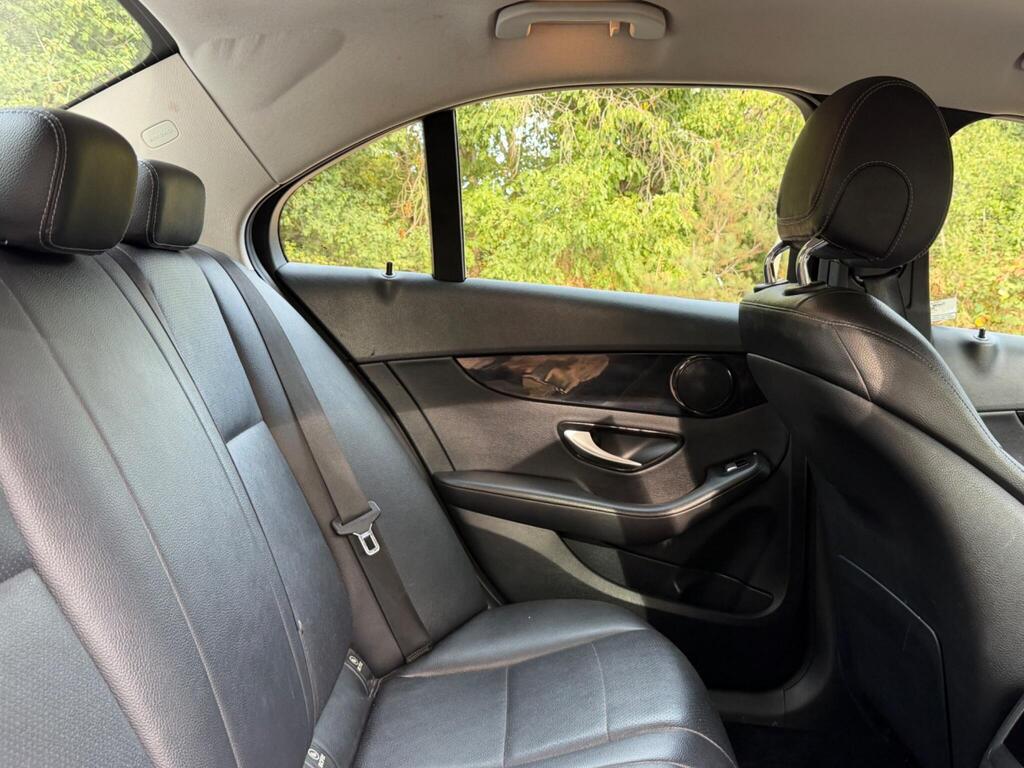 Mercedes-Benz C Class 23