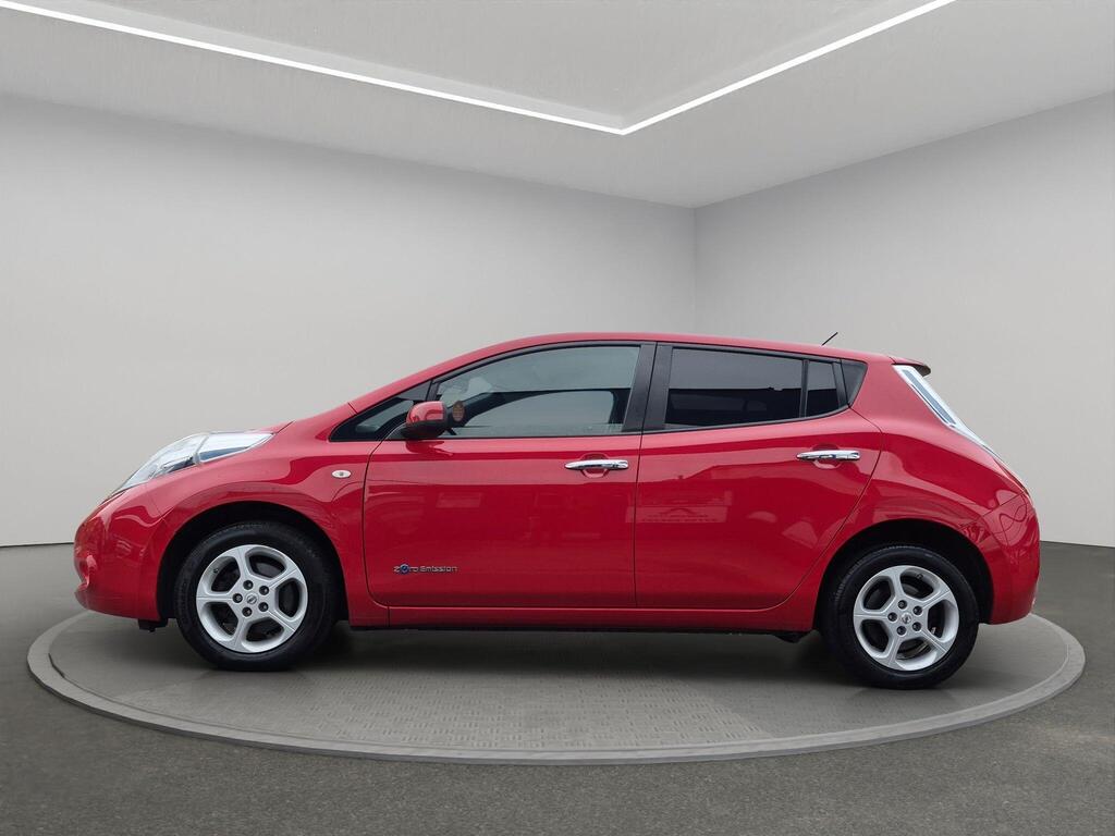Nissan Leaf 5