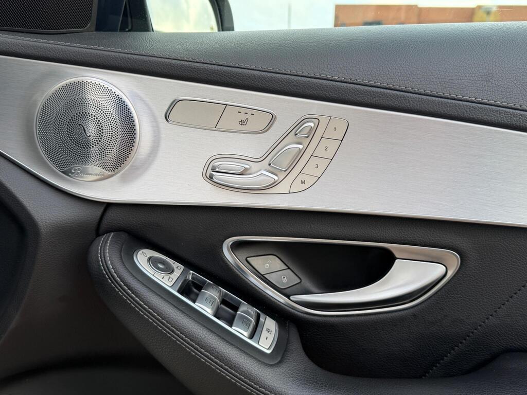 Mercedes-Benz C Class 30