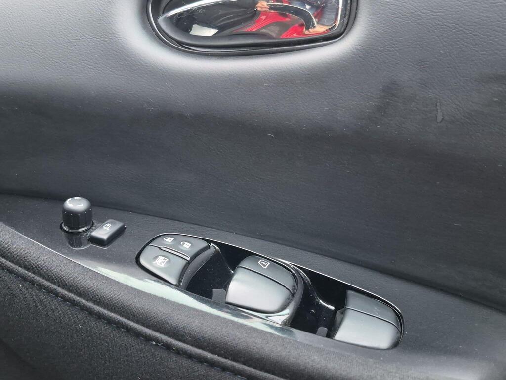 Nissan Leaf 30