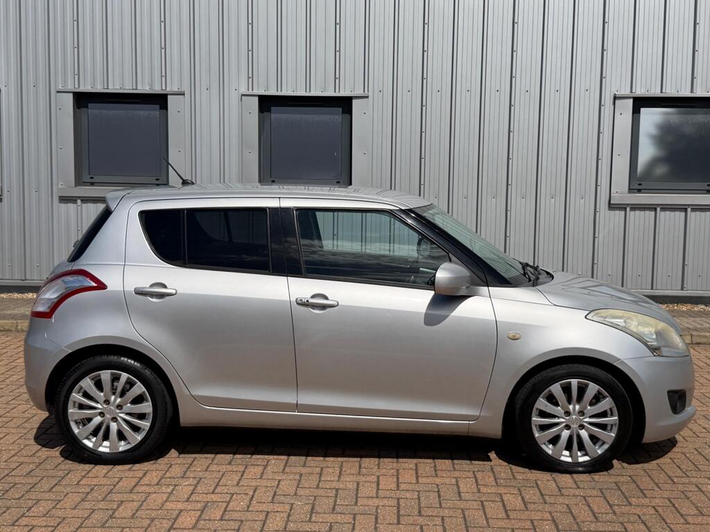 Suzuki Swift 14
