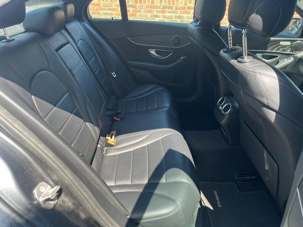 Mercedes-Benz C Class 19