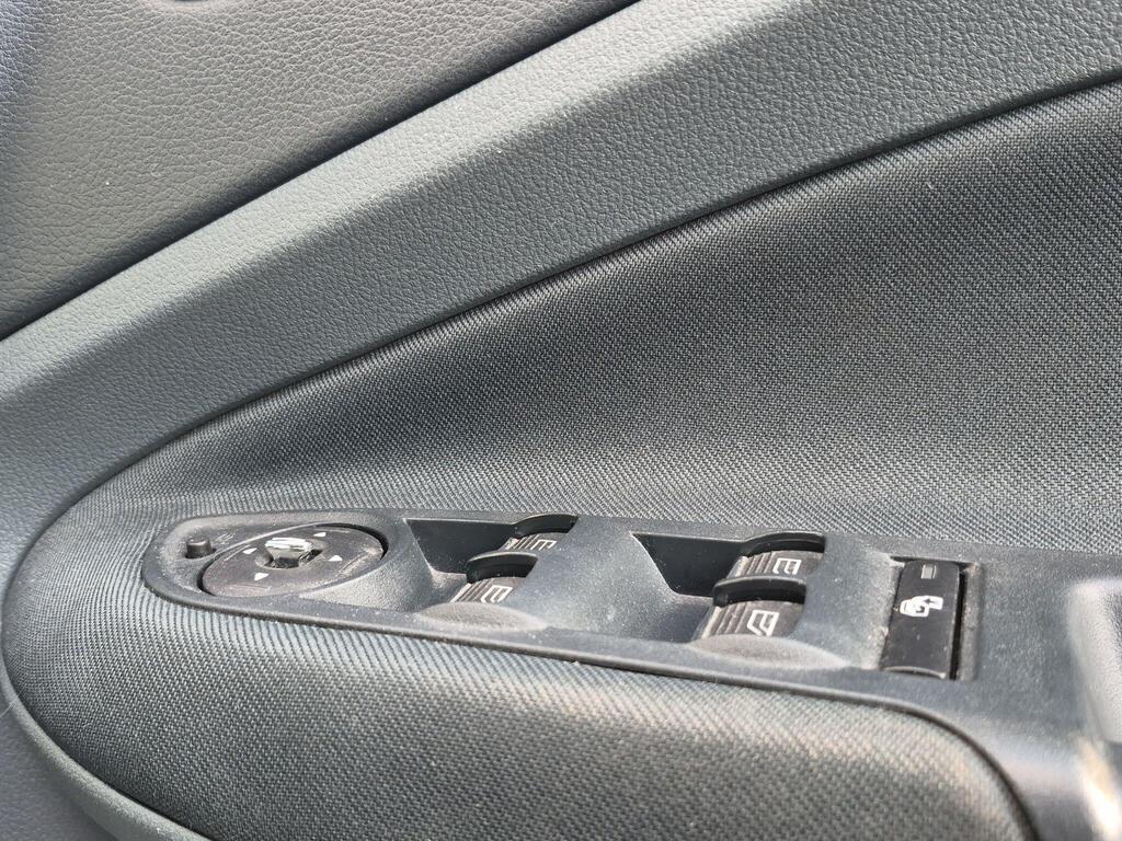 Ford C-Max 25