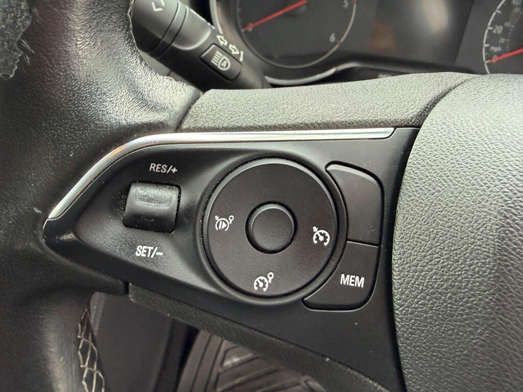 Vauxhall Grandland X 32