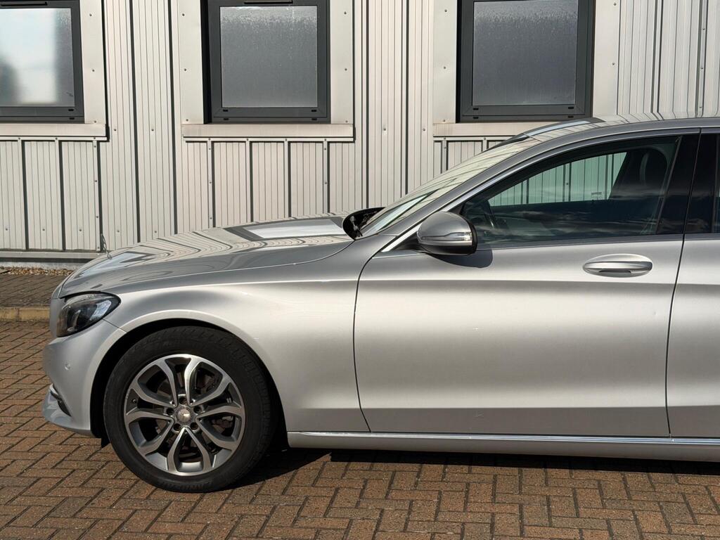 Mercedes-Benz C Class 13