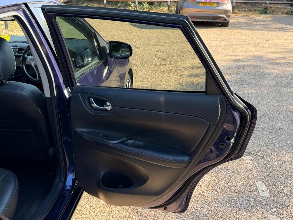 Nissan Pulsar 35
