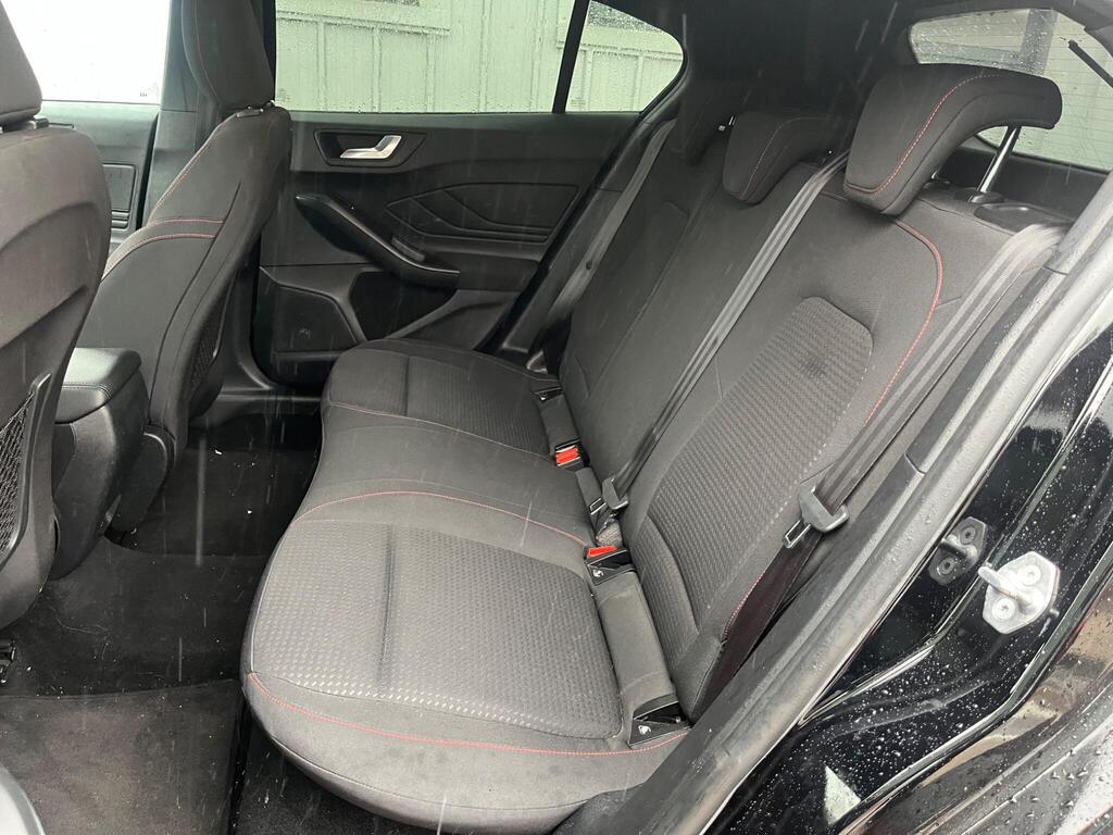 Ford Focus 47