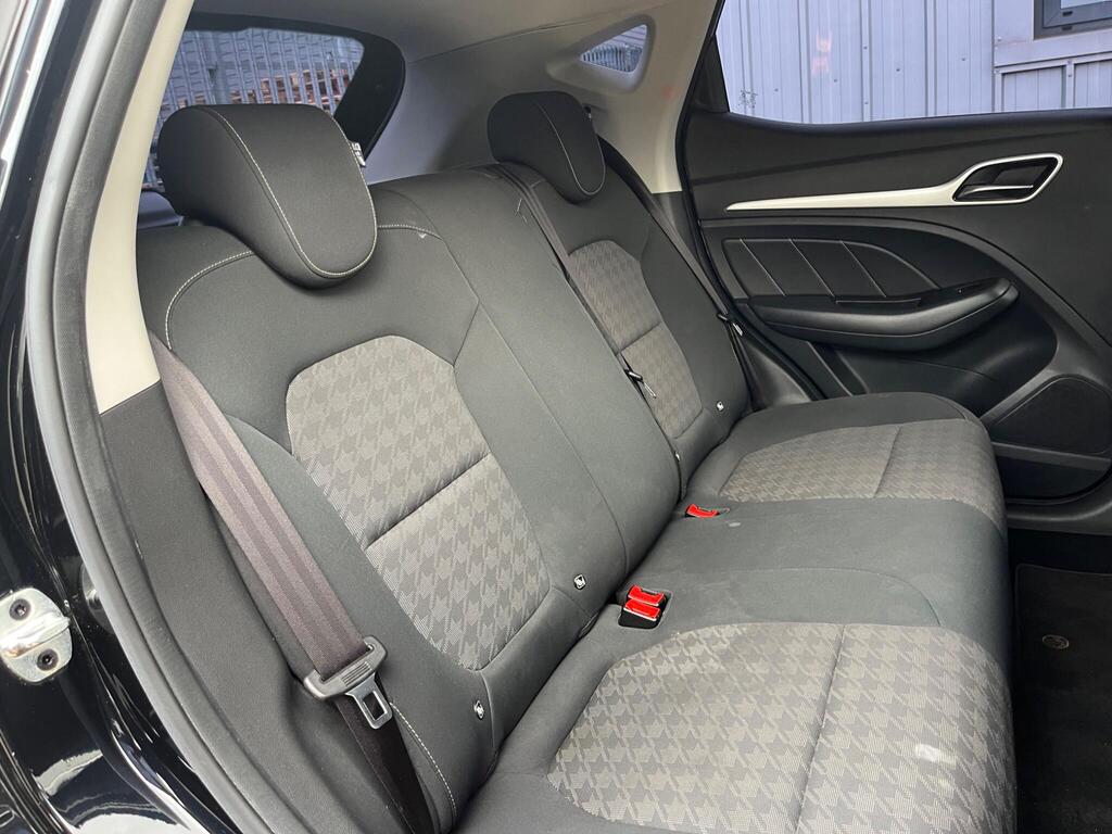 MG MG ZS 47