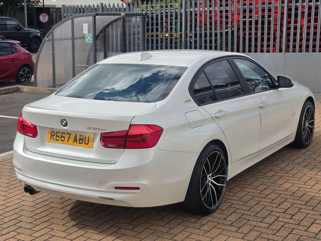 BMW 3 Series 18