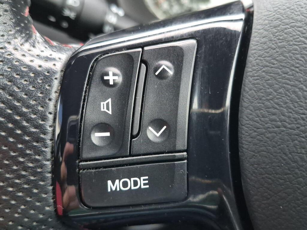Toyota Yaris 30