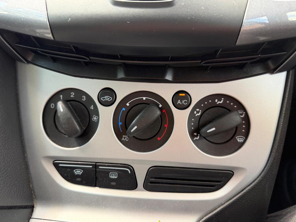 Ford Focus 28