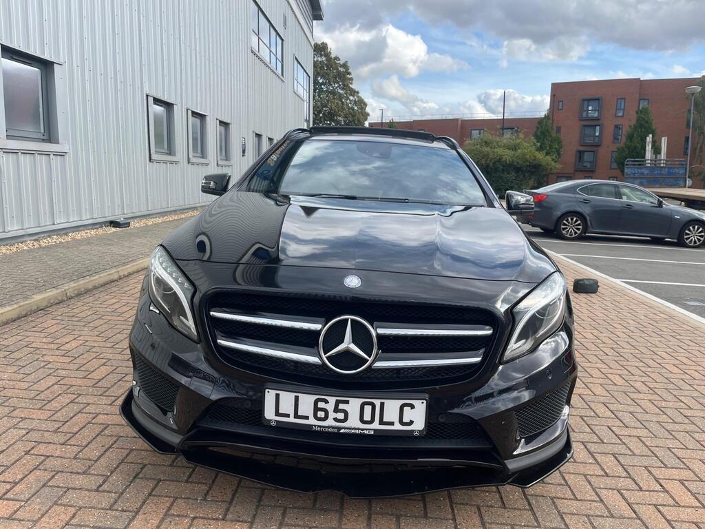 Mercedes-Benz GLA 4