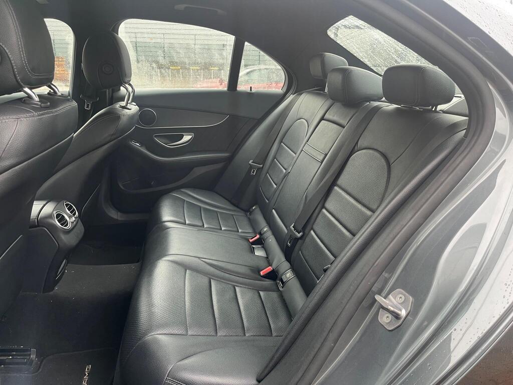 Mercedes-Benz C Class 22