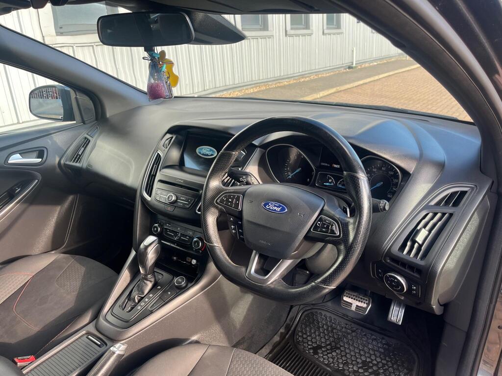 Ford Focus 26