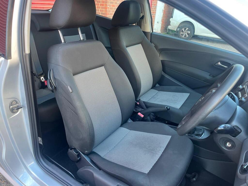 Volkswagen Polo 12