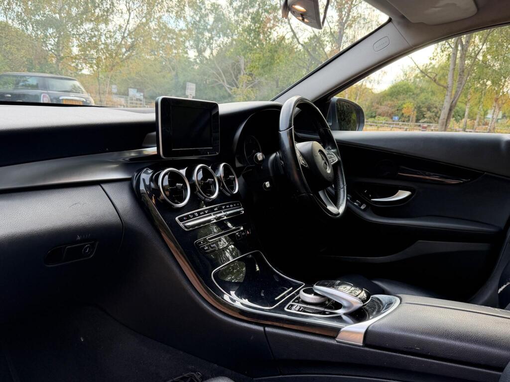 Mercedes-Benz C Class 15