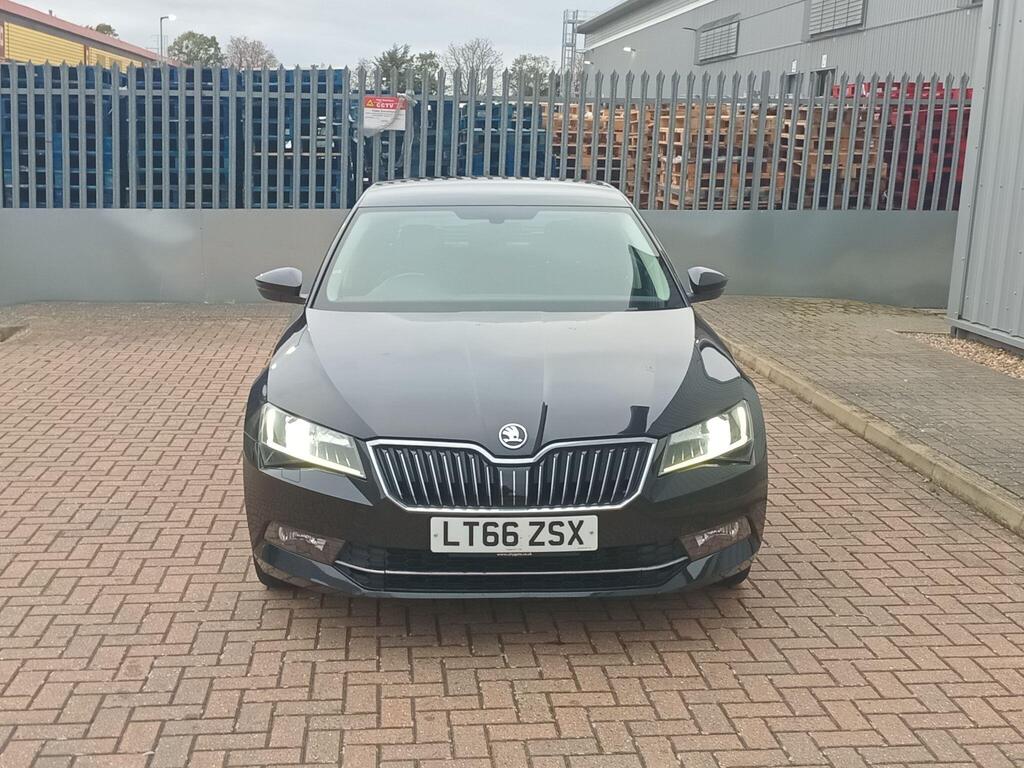 Skoda Superb 6
