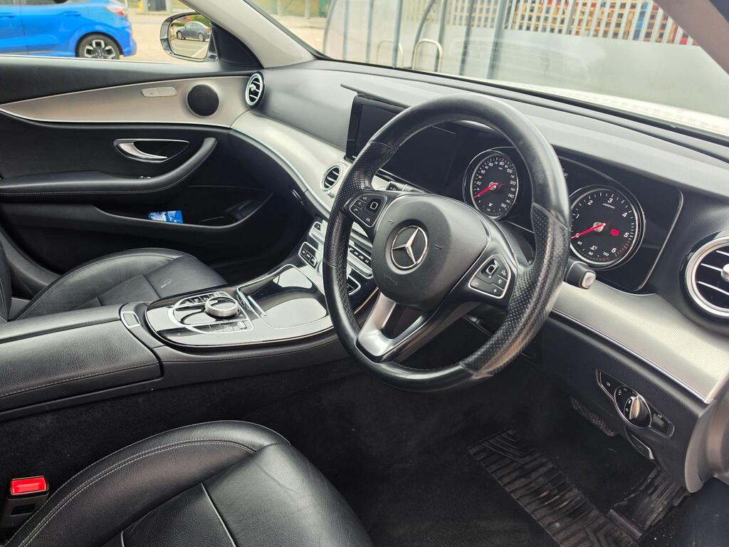 Mercedes-Benz E Class 20
