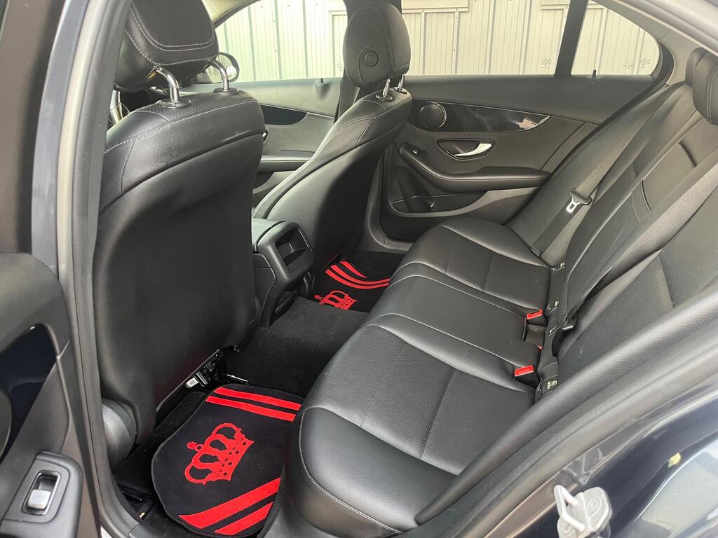 Mercedes-Benz C Class 38