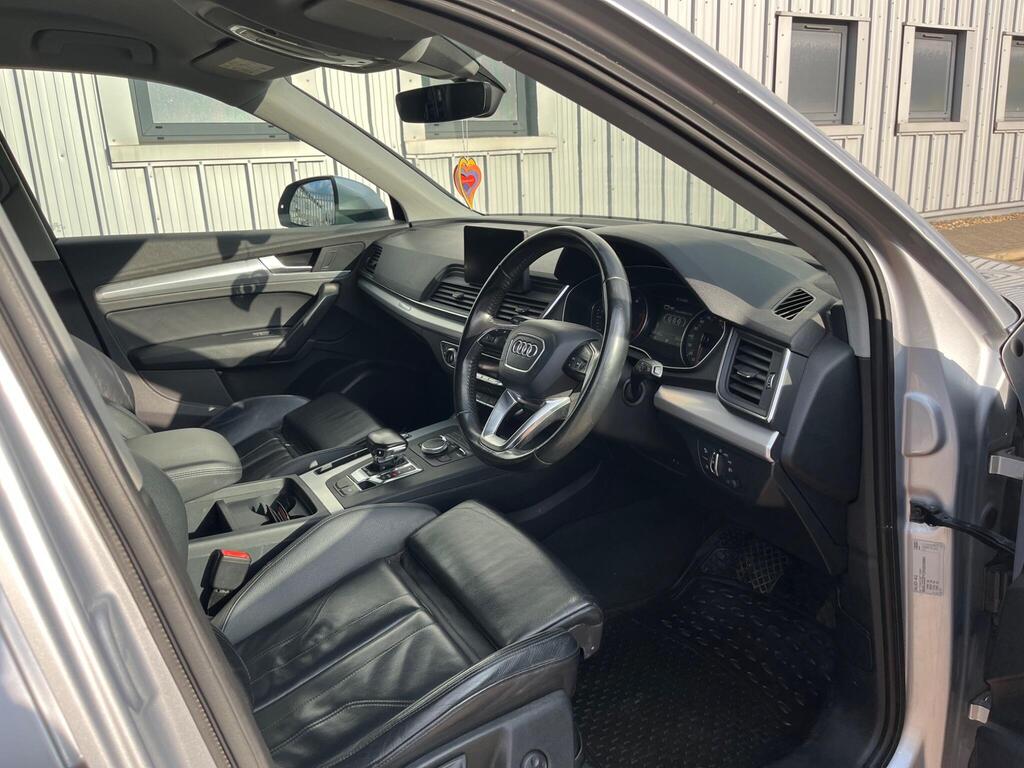 Audi Q5 30