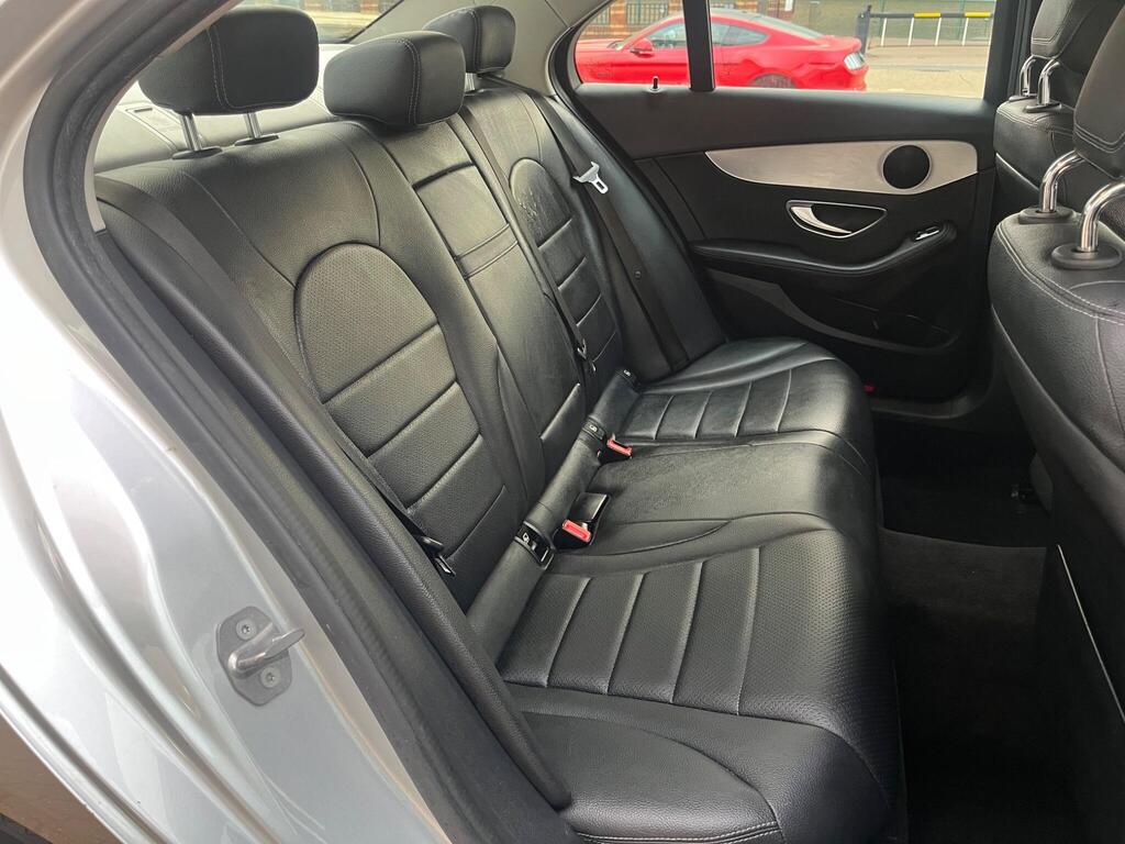 Mercedes-Benz C Class 27