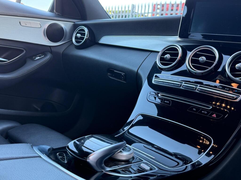 Mercedes-Benz C Class 23