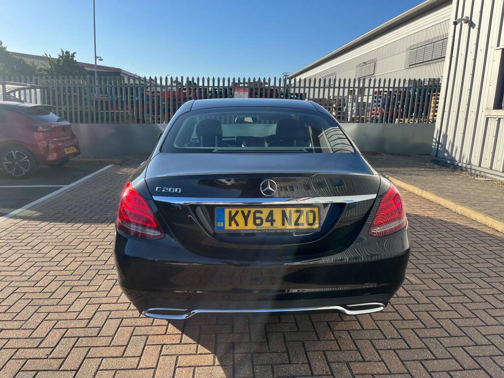 Mercedes-Benz C Class 16