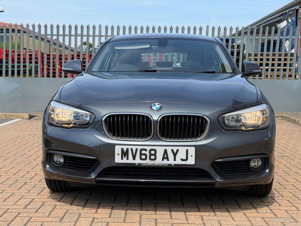 BMW 1 Series 3