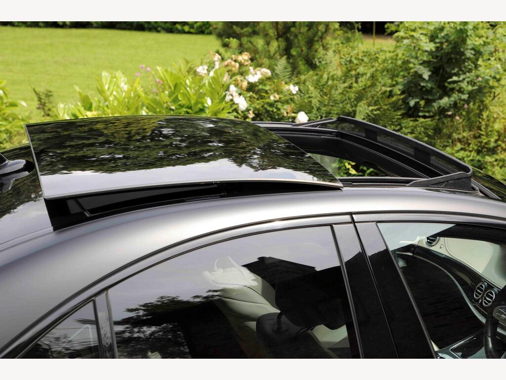 Mercedes-Benz S Class 54