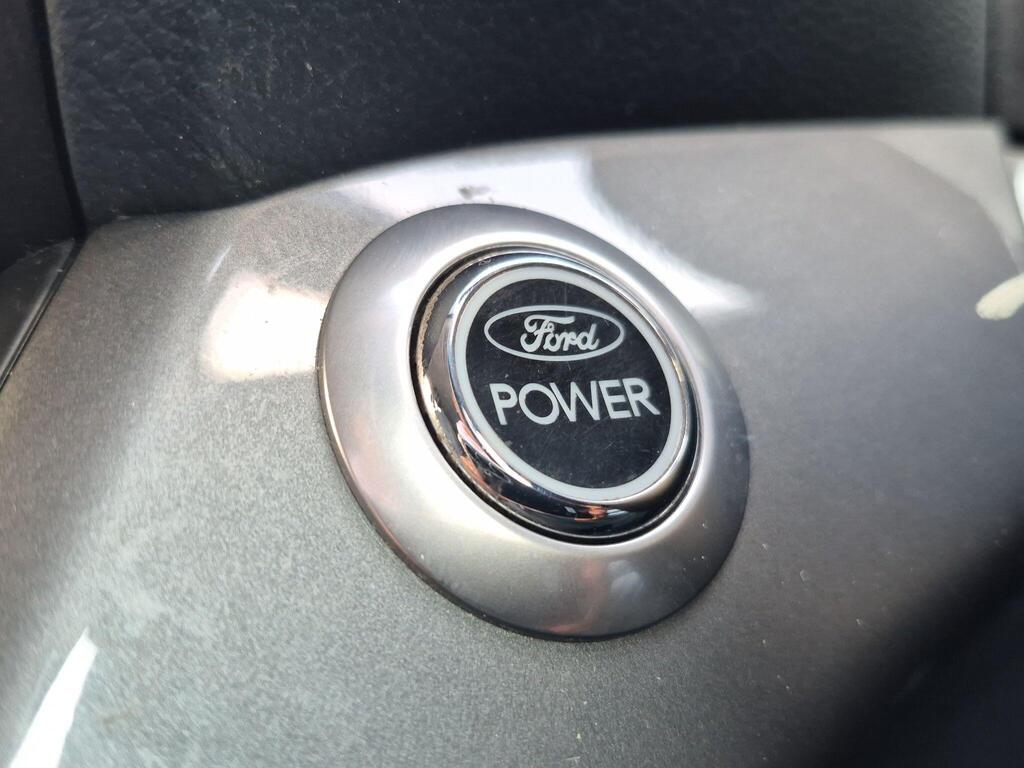 Ford C-Max 27
