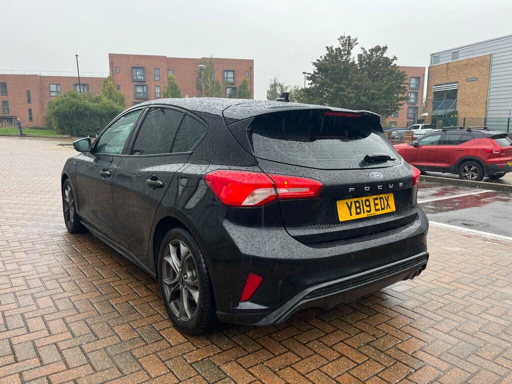 Ford Focus 23