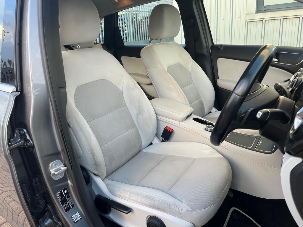 Mercedes-Benz B Class 37