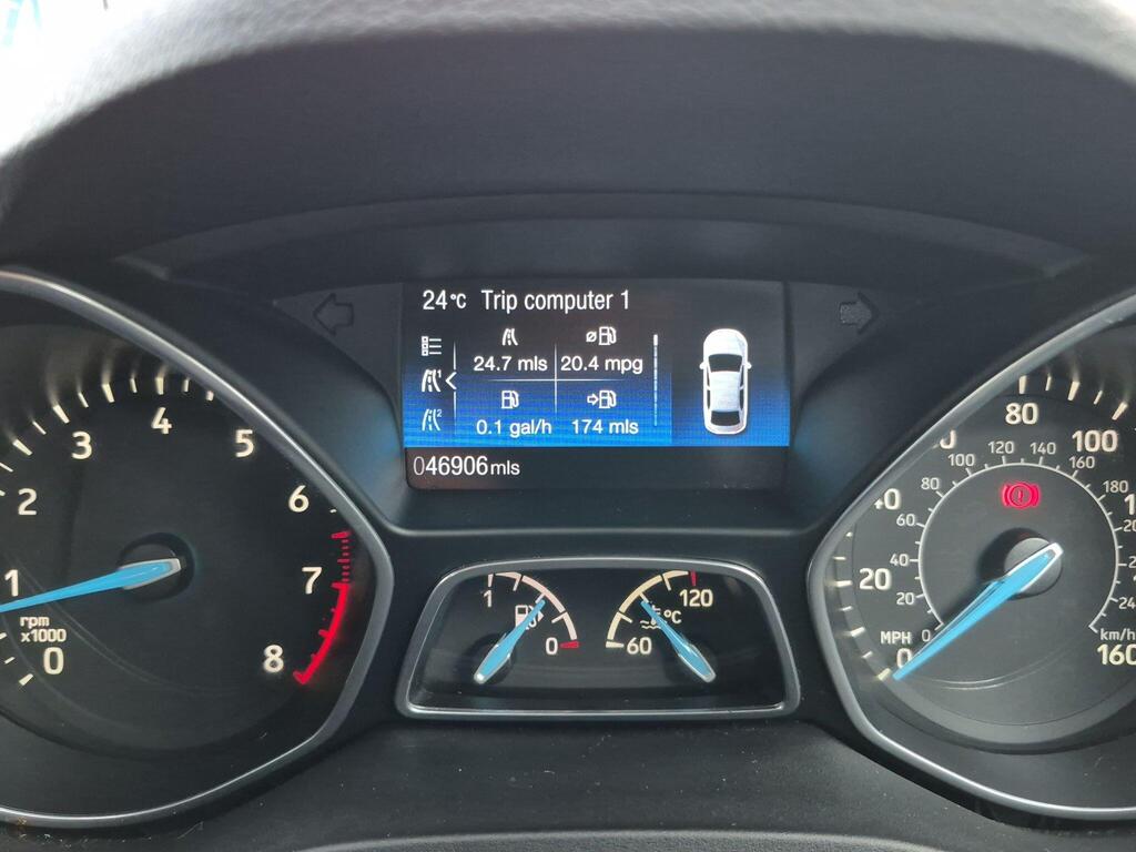 Ford C-Max 41