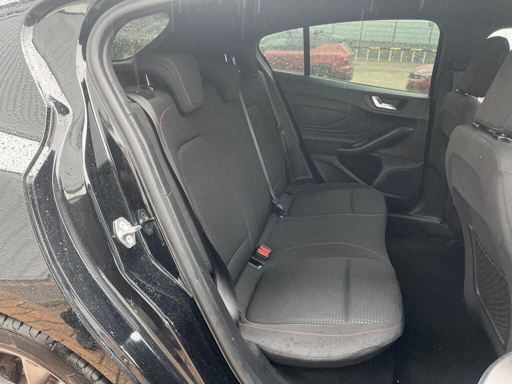 Ford Focus 49
