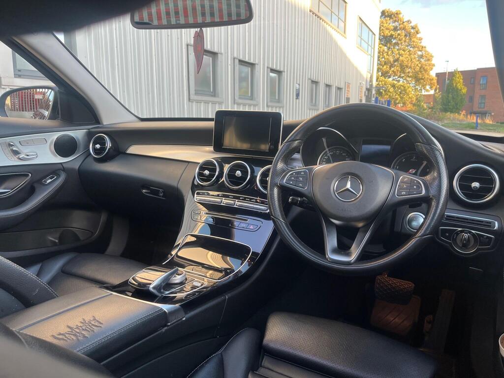 Mercedes-Benz C Class 24
