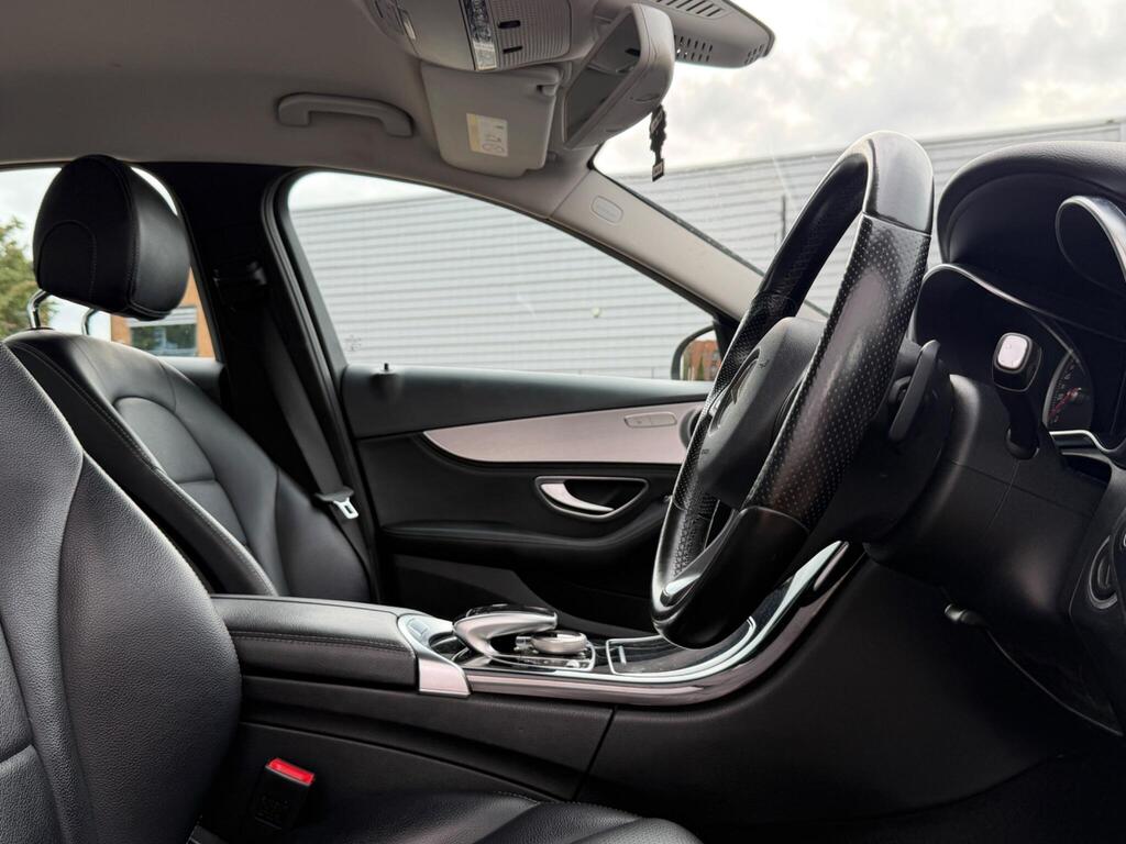 Mercedes-Benz C Class 25