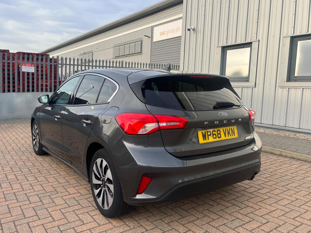 Ford Focus 18