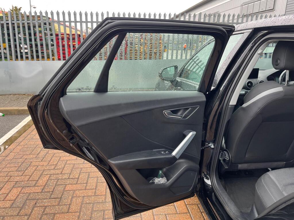 Audi Q2 67