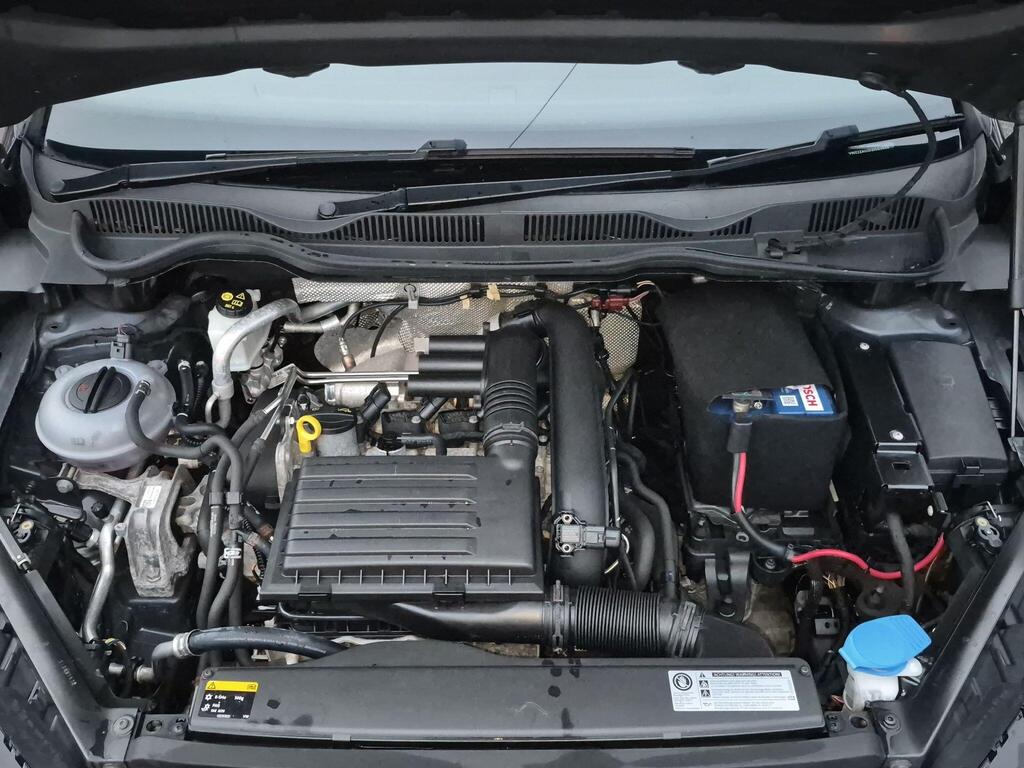 Volkswagen Golf SV 31