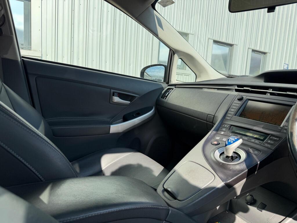 Toyota Prius 11