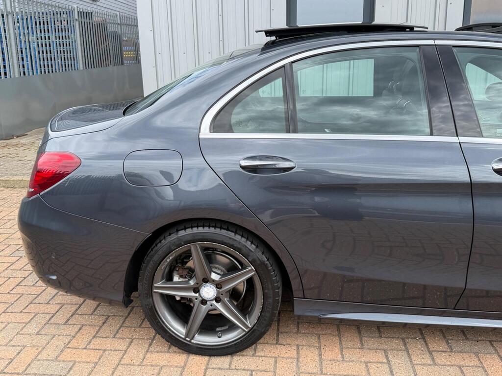 Mercedes-Benz C Class 12