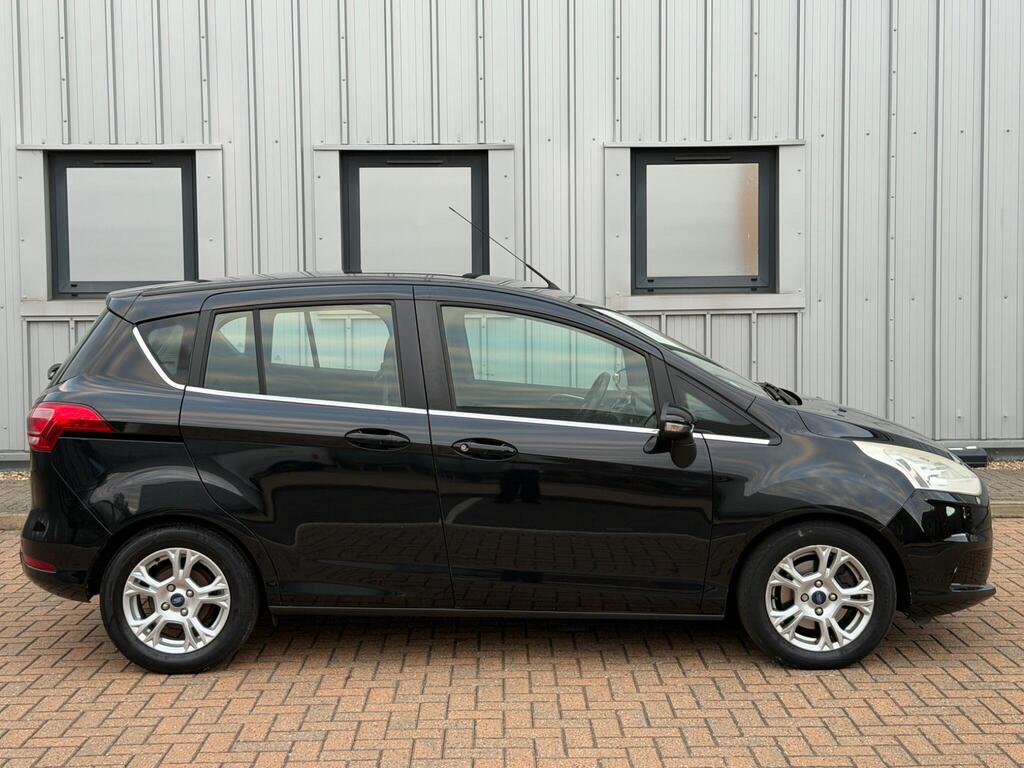Ford B-Max 12