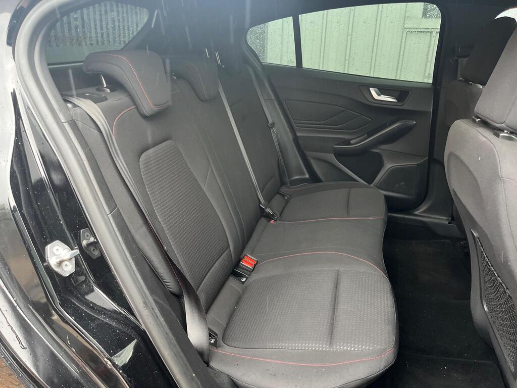 Ford Focus 53