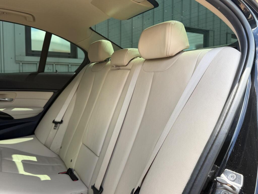 BMW 3 Series 26
