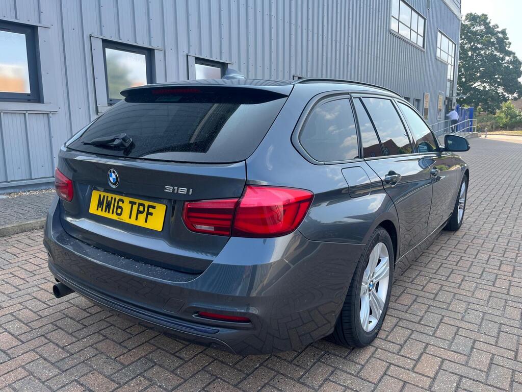 BMW 3 Series 21