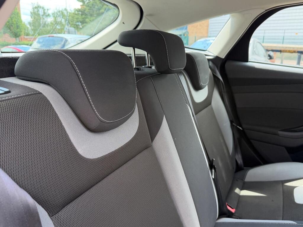 Ford Focus 23