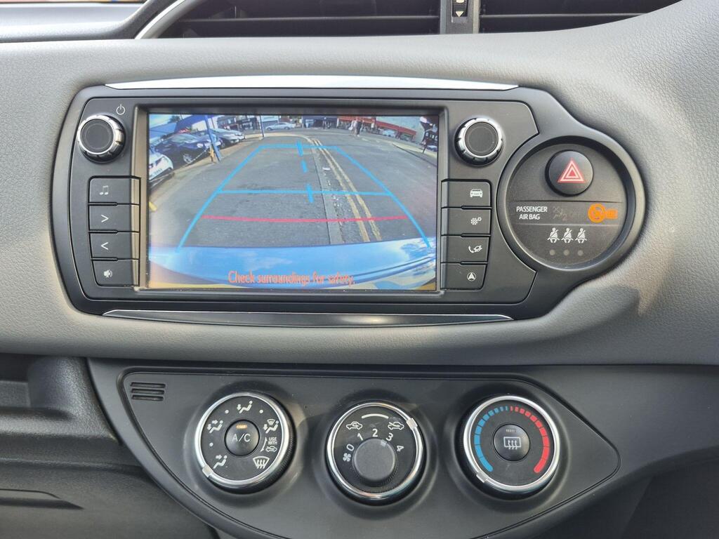 Toyota Yaris 39