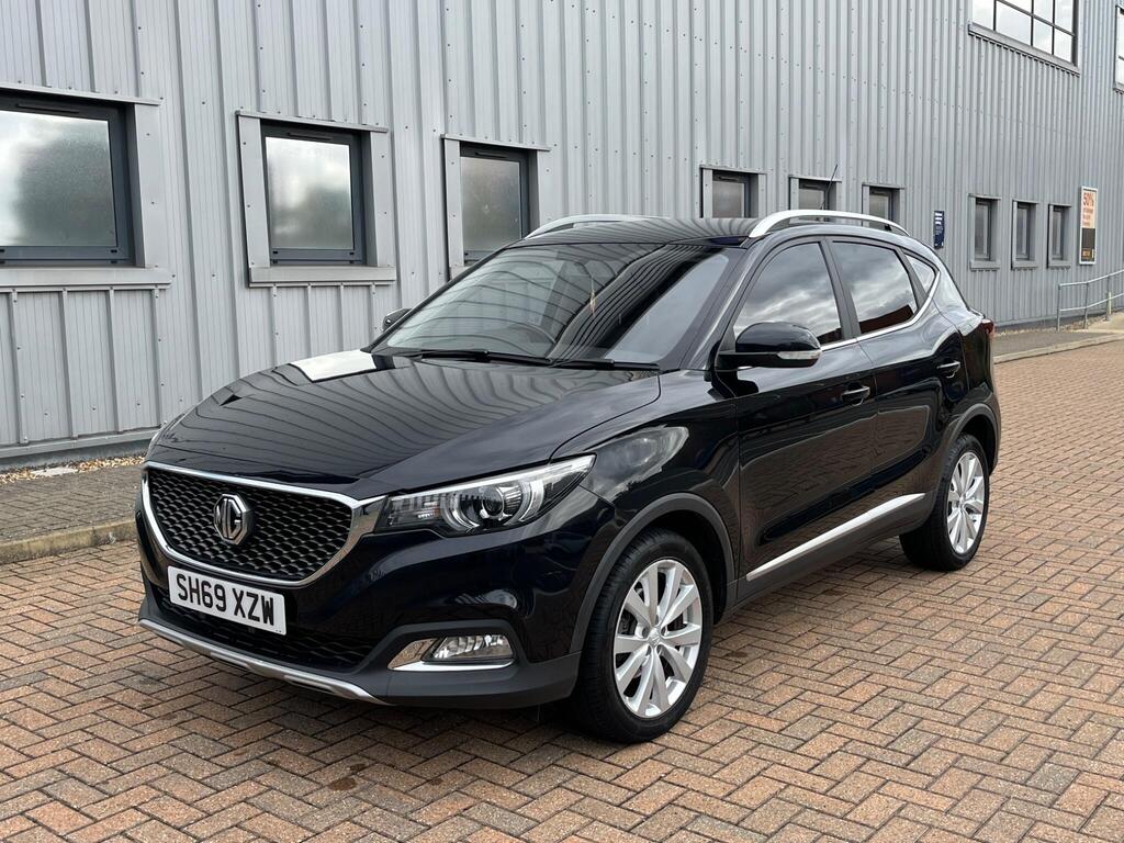 MG MG ZS 12