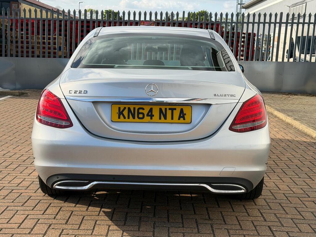 Mercedes-Benz C Class 14