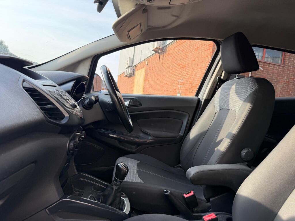 Ford EcoSport 39
